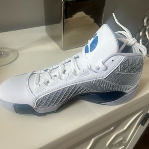 Men’s Nike Jordan Jumpman size 10 new in box never worn